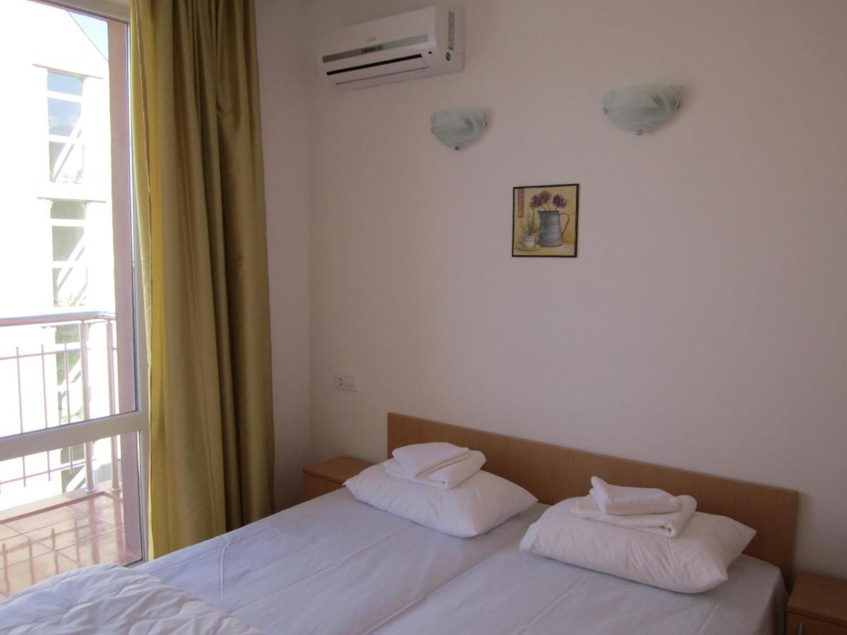 Guest Rooms Venera プリモルスコ エクステリア 写真